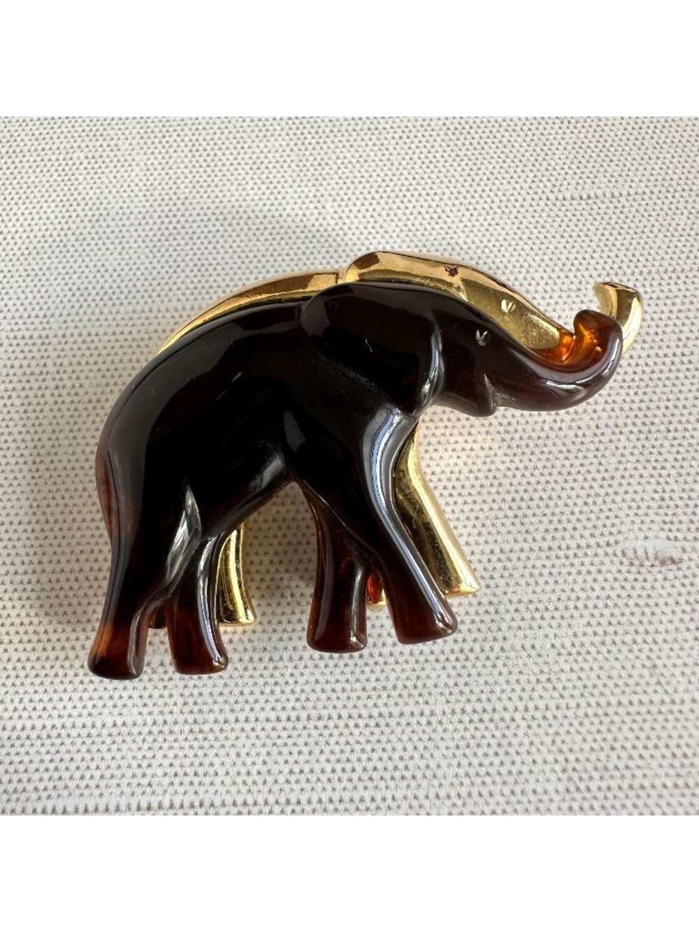 Liz Claiborne Elephant Brooch Tortoiseshell Lucite Gold Tone Signed 1980s